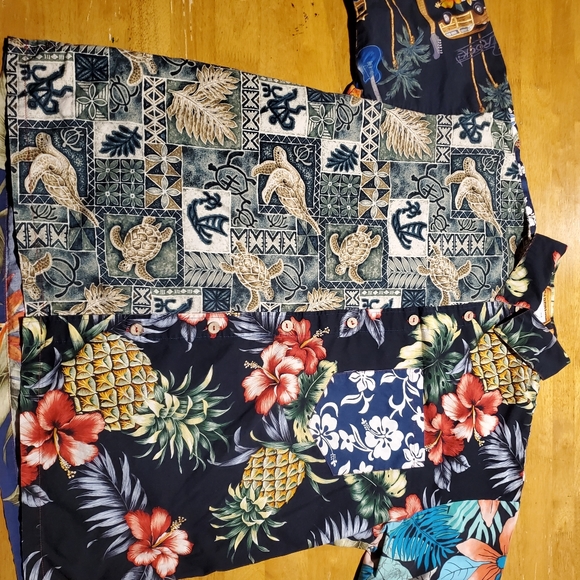 Hawaiian Shirt Made By WaveShoppe - Picture 2 of 5